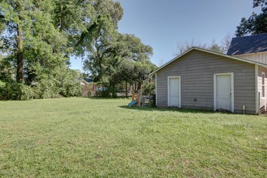 318 N Sterling-26