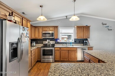 104 Cherrywood Ct, Jacksonville, NC 28546 - photo 5