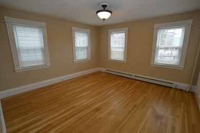 18 Howard St unit 1, Salem, MA 01970 - photo 4