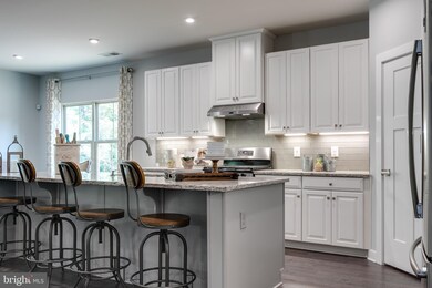 5330 Striped Maple St, Frederick, MD 21703 - photo 4