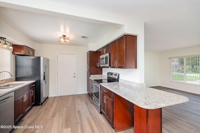 115 Gary Ln, Cocoa, FL 32922 - photo 3