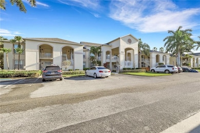 21351 Lancaster Run unit 326, Estero, FL 33928 - photo 3
