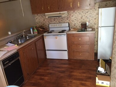 28 Pearl Ave, Crawfordville, FL 32327 - photo 4