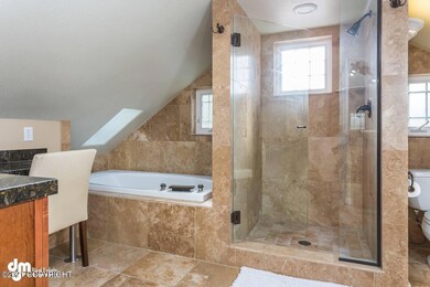07-masterbath2