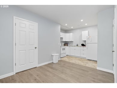 101 N Main St, Klickitat, WA 98628 - photo 4