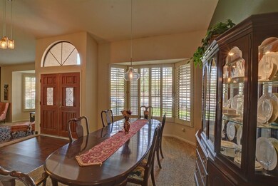 4 - Formal Dining Room