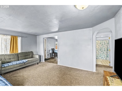 2360 F St, Springfield, OR 97477 - photo 6