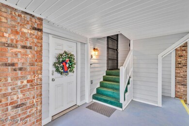 255EScenicDr-11