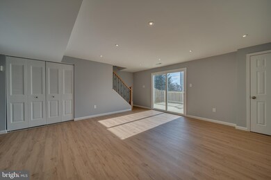 19421 Breezedale Ln, Germantown, MD 20876 - photo 4