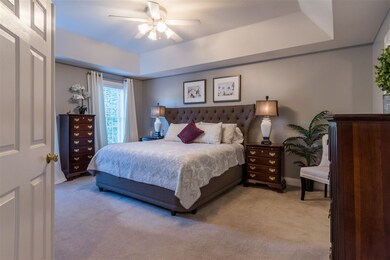 9 Pond View Cir, Nashua, NH 03063 - photo 4