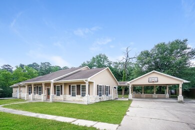 11834 Old Oaks Ln, Conroe, TX 77385 - photo 2