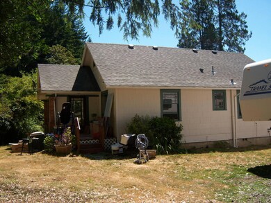 Bales 012