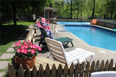 733 Fairmont Ave, North Tonawanda, NY 14120 - photo 6