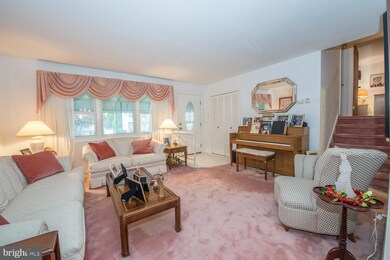 218 Canterbury Dr, Broomall, PA 19008 - photo 5