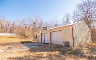 114 Shelly, Poplar Bluff, MO 63901 - photo 3