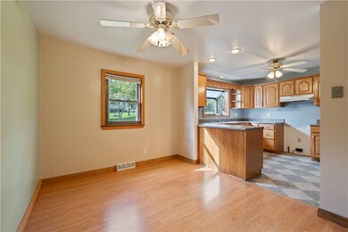 EAT-IN KITCHEN VIEW