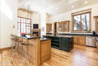 4. Kitchen