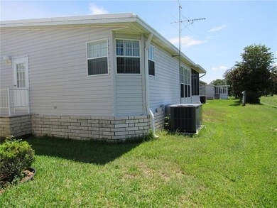 37040 Lakota Ct, Zephyrhills, FL 33542 - photo 7