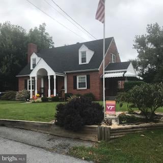 19 W 13th St, Front Royal, VA 22630 - photo 3