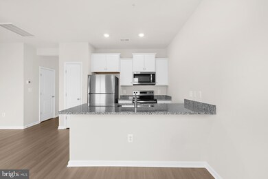 8151 Bartholomew Ct, Baltimore, MD 21206 - photo 7