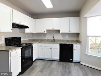 5784 Indian Cedar Ct, Frederick, MD 21703 - photo 5