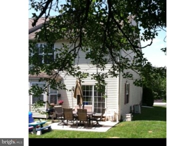 460 Berkshire Dr, Souderton, PA 18964 - photo 3