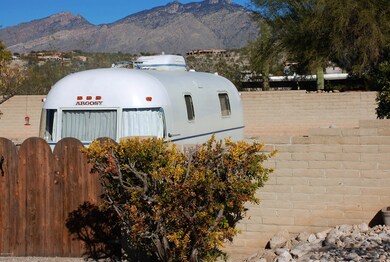6725 Bacobi-Gated RV Parking on Site