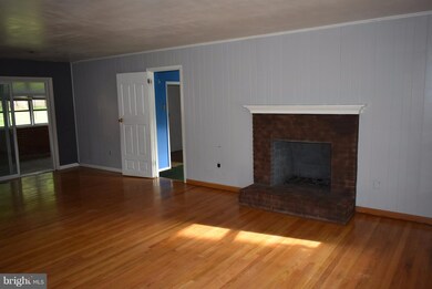 13814 Weber Way, Hagerstown, MD 21742 - photo 3