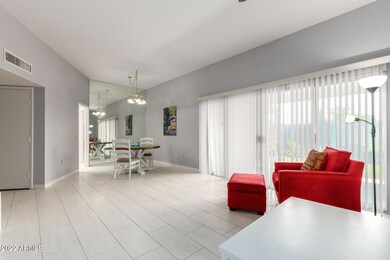 10545 W Ocotillo Dr, Sun City, AZ 85373 - photo 4