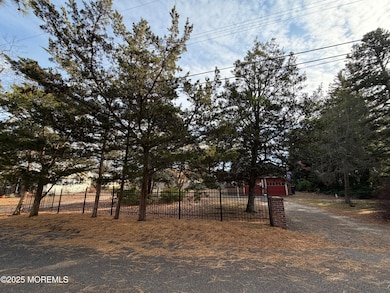 353 Arrowhead Dr, Brick, NJ 08724 - photo 3