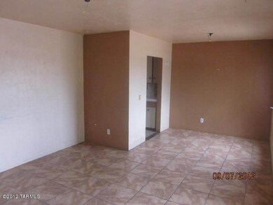 4642 E 13th St, Tucson, AZ 85711 - photo 3