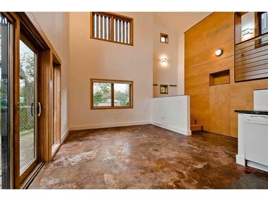 502 S Mashburn Ave, Fayetteville, AR 72701 - photo 2