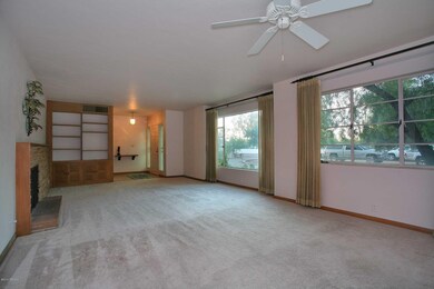 Great Room W/Picturesque Windows