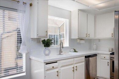 05-8800-burnet-ave-unit-12-023-Edit
