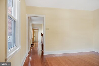 8013 Moro St, Philadelphia, PA 19136 - photo 4
