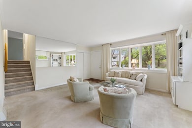 904 Lewis Ln, Bryn Mawr, PA 19010 - photo 5