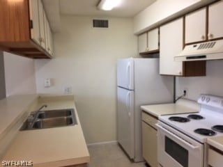 unlisted-address, Fort Myers, FL 33919 - photo 2