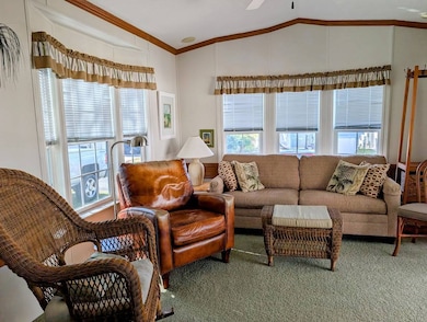 609 County Road 466 unit 692, Lady Lake, FL 32159 - photo 3