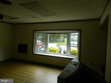 12603 Millstream Dr, Bowie, MD 20715 - photo 3