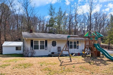 513 Tomahawk Ln, New Albany, IN 47150 - photo 2