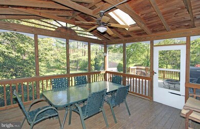 5102 Portsmouth Rd, Fairfax, VA 22032 - photo 7