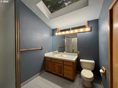 Bathroom, Attached