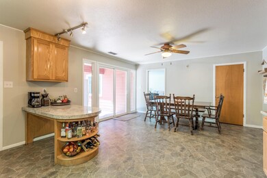 2348 California St, Redding, CA 96001 - photo 3