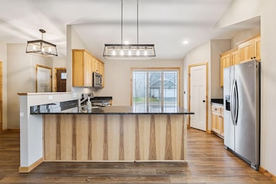 2113 21st Ave S, Lino Lakes, MN 55038 - photo 5