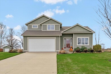 16248 Trent Ridge Dr unit 18, Cedar Springs, MI 49319 - photo 2