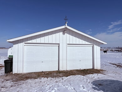 10748 E 300 S, Crawfordsville, IN 47933 - photo 6