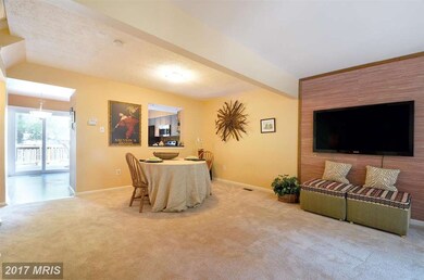 3844 Angelton Ct, Burtonsville, MD 20866 - photo 3