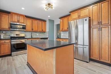 17650 Pheasant Ln, Country Club Hills, IL 60478 - photo 4