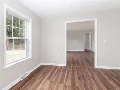 2315 Benders Dr, Bath, PA 18014 - photo 7