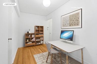 Gregory  House unit 5C, New York, NY 10016 - photo 4